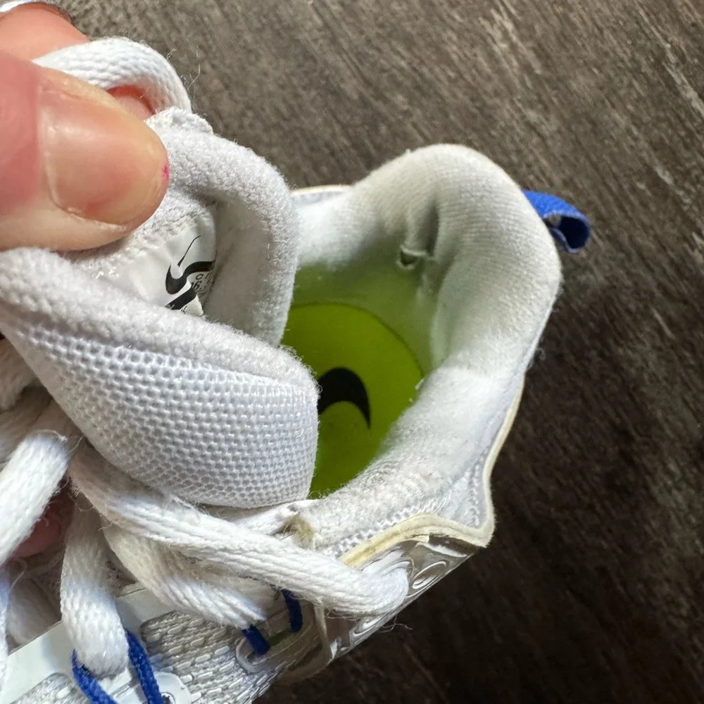 Nike White and Blue HyperAce size 9.5 - Picture 6 of 7